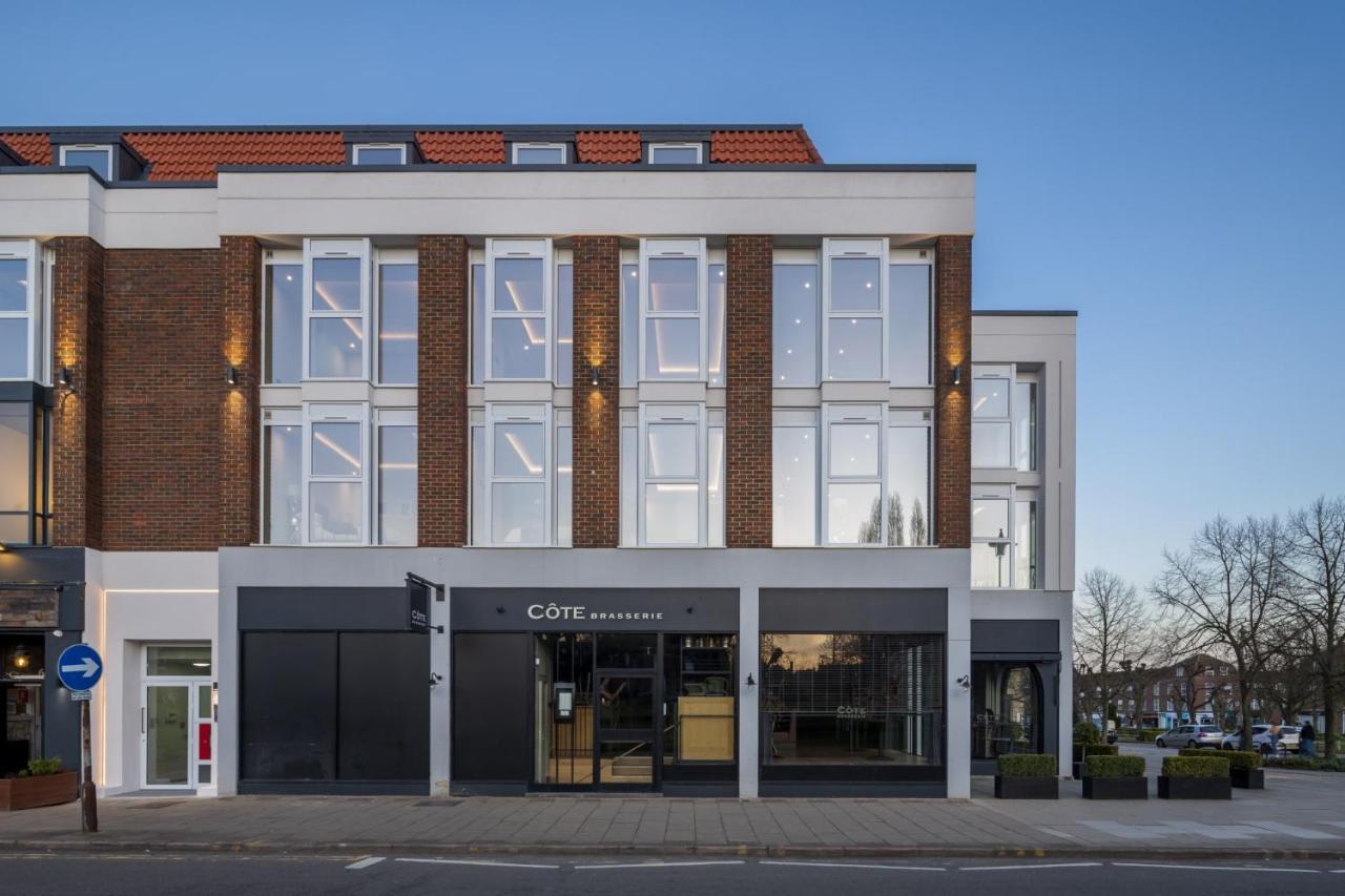Portfolio Apartments - Welwyn Town Centre ウェリン・ガーデン・シティ エクステリア 写真